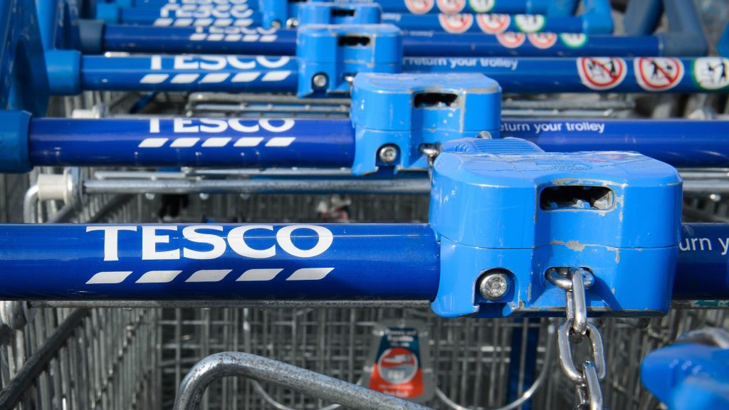 Tesco Chairman John Allan to step down in June