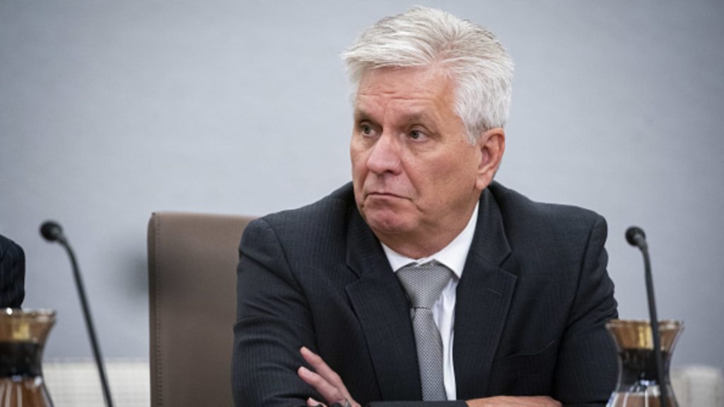 Fed Governor Waller casts doubt on need to conduct climate-change tests for banks