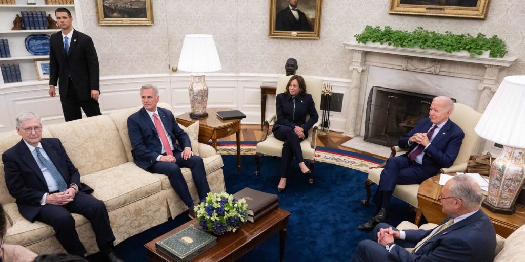 Opinion: War rooms and bailouts: How banks and the Fed are preparing for a U.S. default and the chaos expected to follow