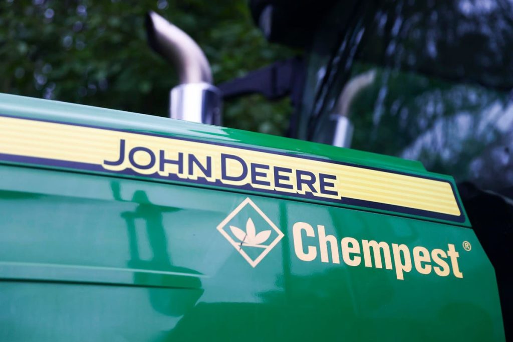 Will Deere Stock Trade Higher Post Q2 Results?