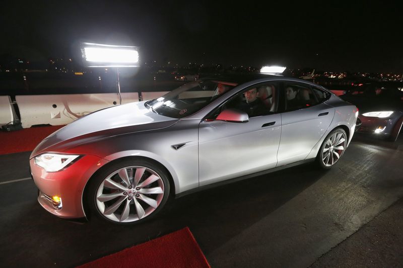 Tesla scores Autopilot victory as judge rules owners must use arbitration