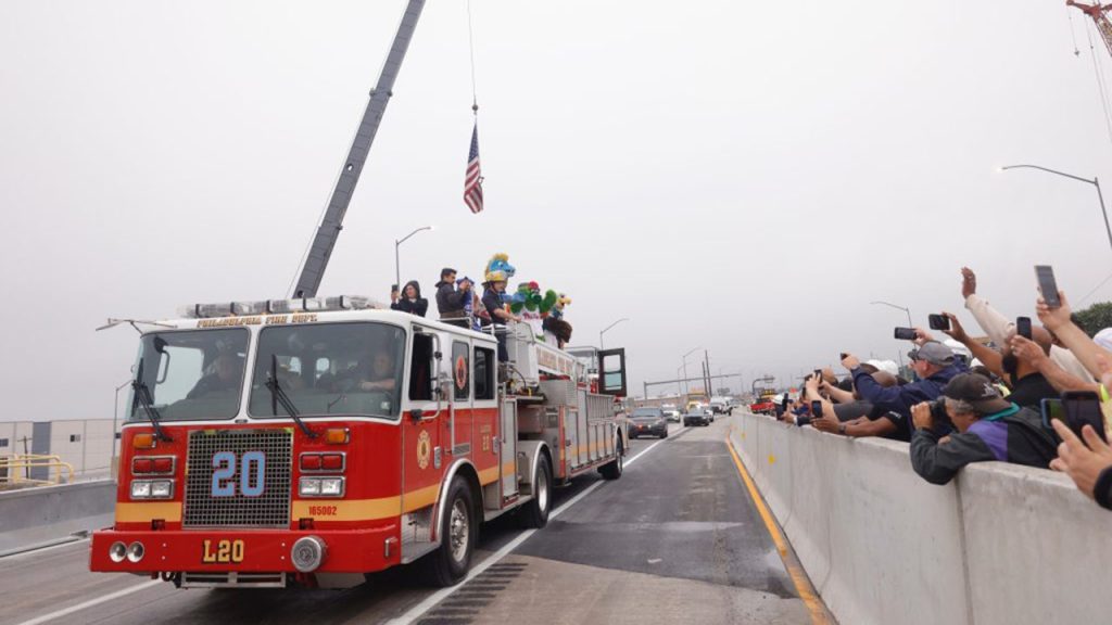 First vehicles cross I-95 bridge in Philadelphia since deadly tanker fire less than 2 weeks ago