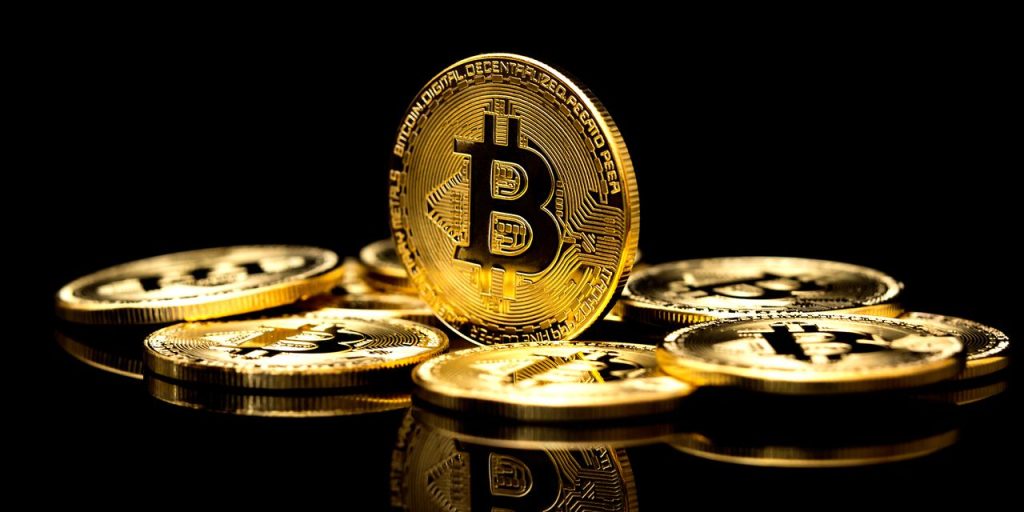 Bitcoin Falls Ahead of Powell’s Jackson Hole Speech. Here’s Where Cryptos May Go.