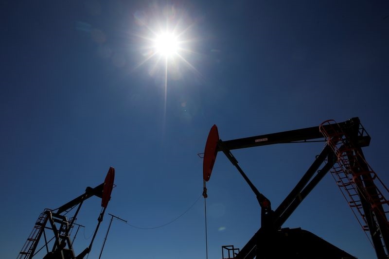 Brent crude futures surge amid Middle East conflict, boosting European oil giants