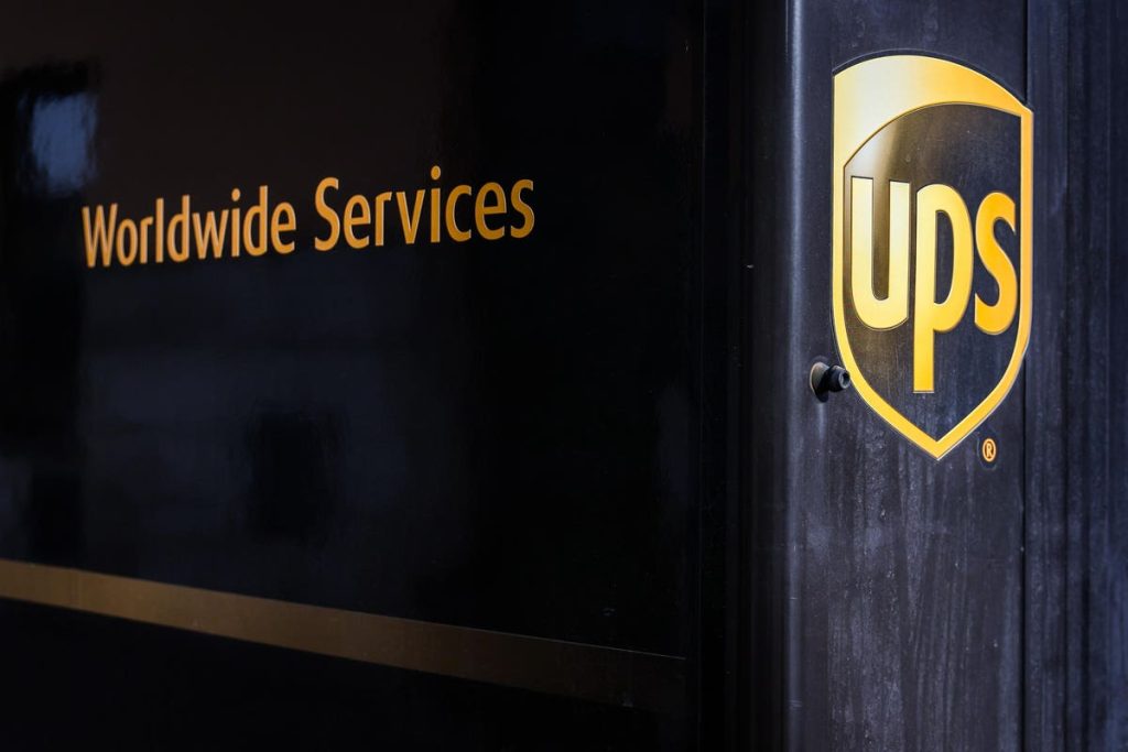 Which Stock Is A Better Pick For The Next Three Years – UPS Or CMCSA?