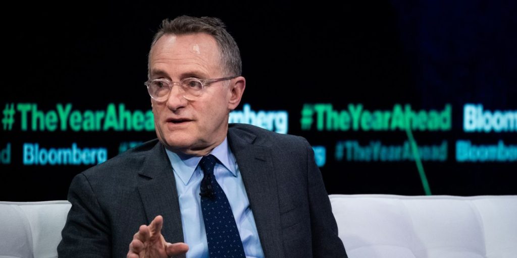 Howard Marks says he’s made five great market calls in his career. Here’s how he did it.