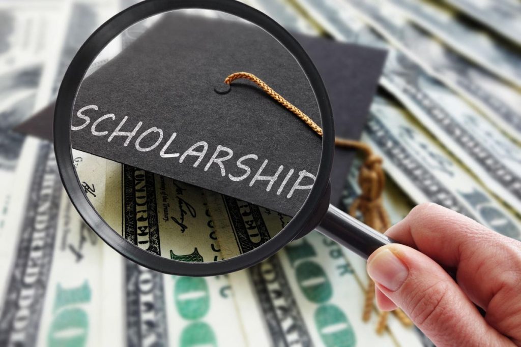 How To Avoid Scholarship Displacement With Private Scholarships