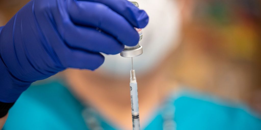 New Covid Strain Eris Arrives as Vaccine Makers Gear Up