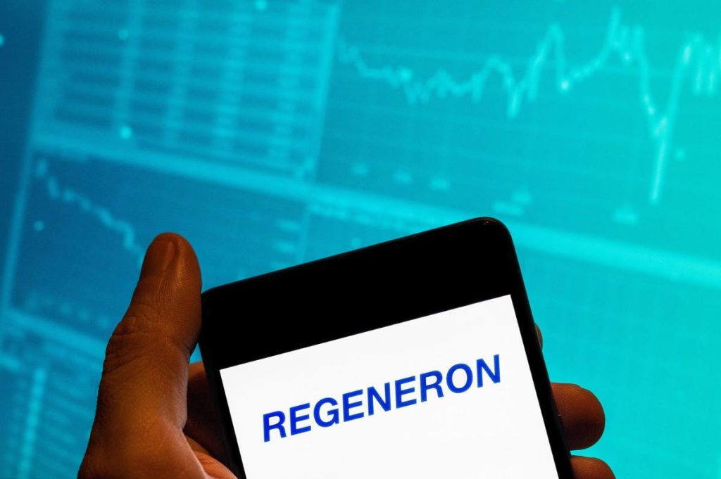 Is Regeneron Stock Fully Valued At $820?