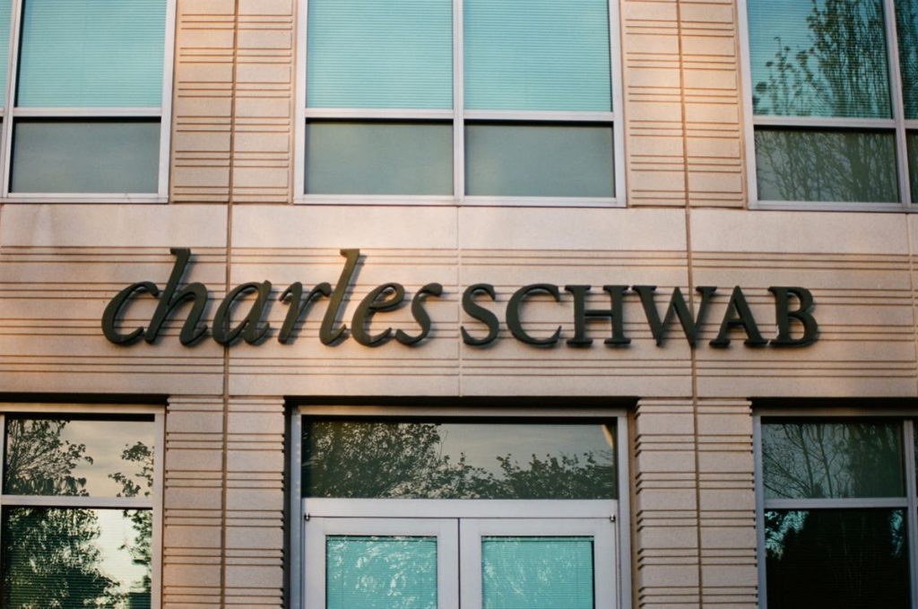 What To Expect From Charles Schwab Stock?