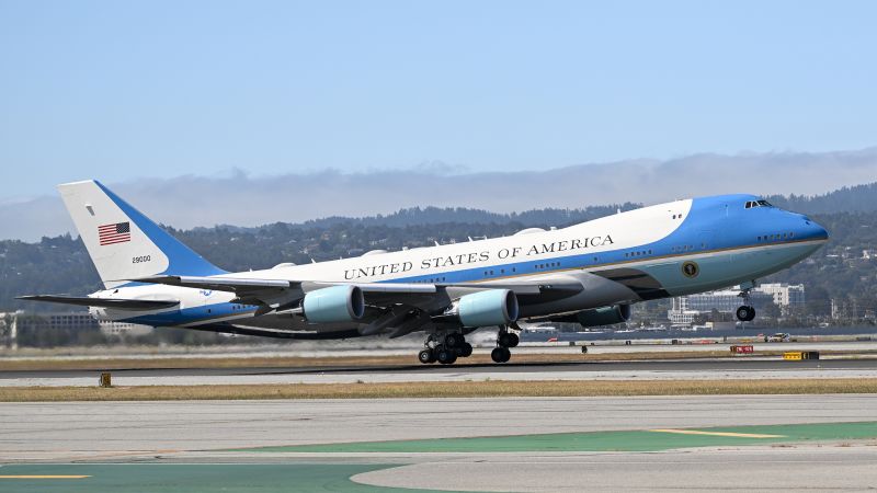 Air Force One debacle: Boeing has now lost more than $1 billion on each on the president’s two new jets