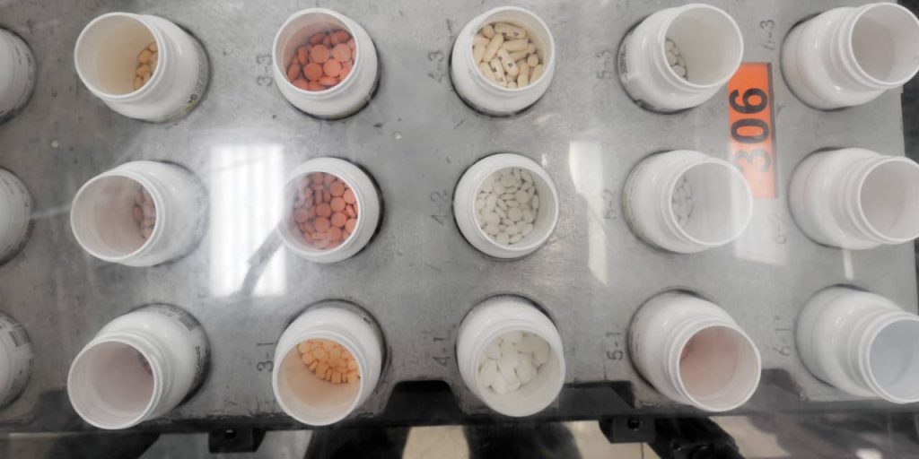 Philadelphia Fed manufacturing index continues long trend in contractionary territory