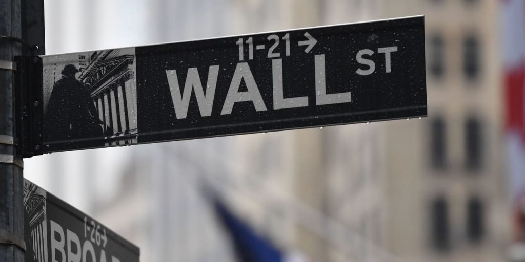 Dow Jones ends over 300 points higher as S&P 500 rebounds from biggest drop in 3 months