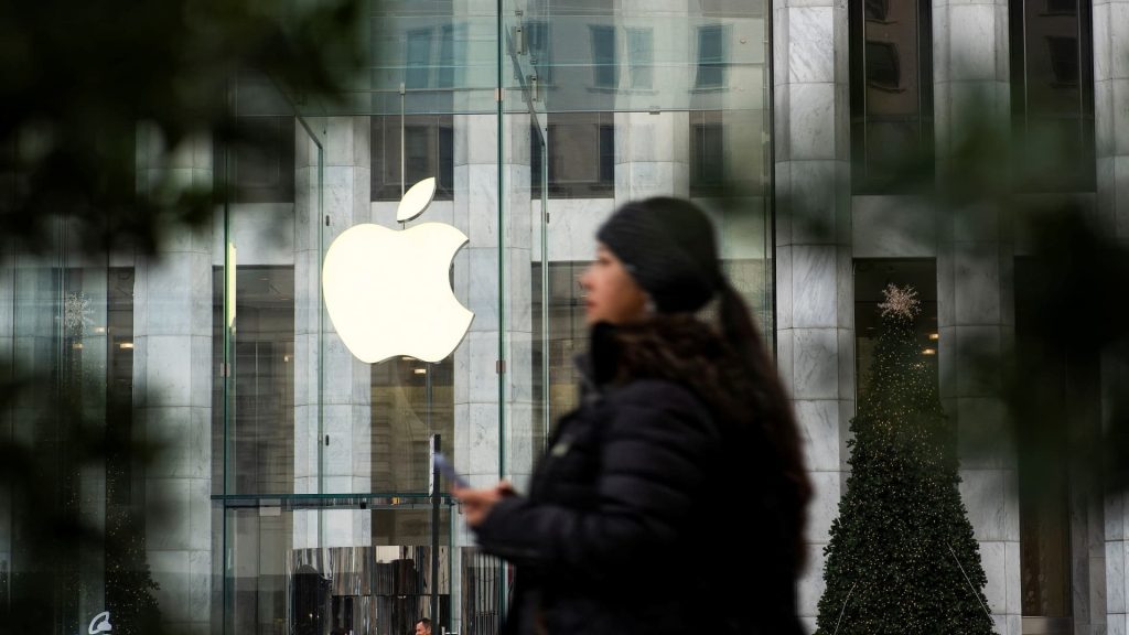 Apple flexes its new No. 1 smartphone maker status and makes a rare move in China
