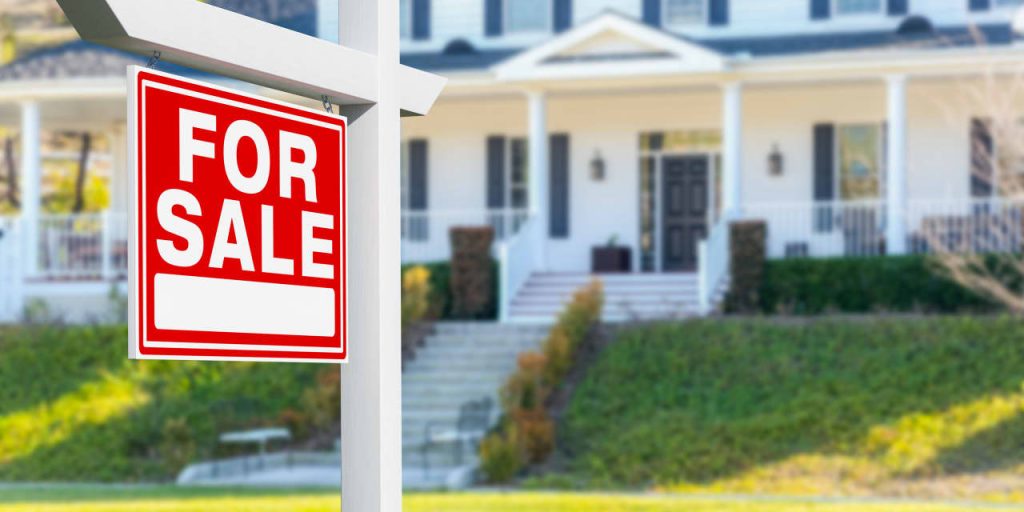 U.S. mortgage refinance demand surges by nearly 20% after holiday period