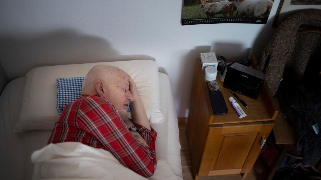 Can We Age Well If We Keep Ignoring Healthy Aging Advice?