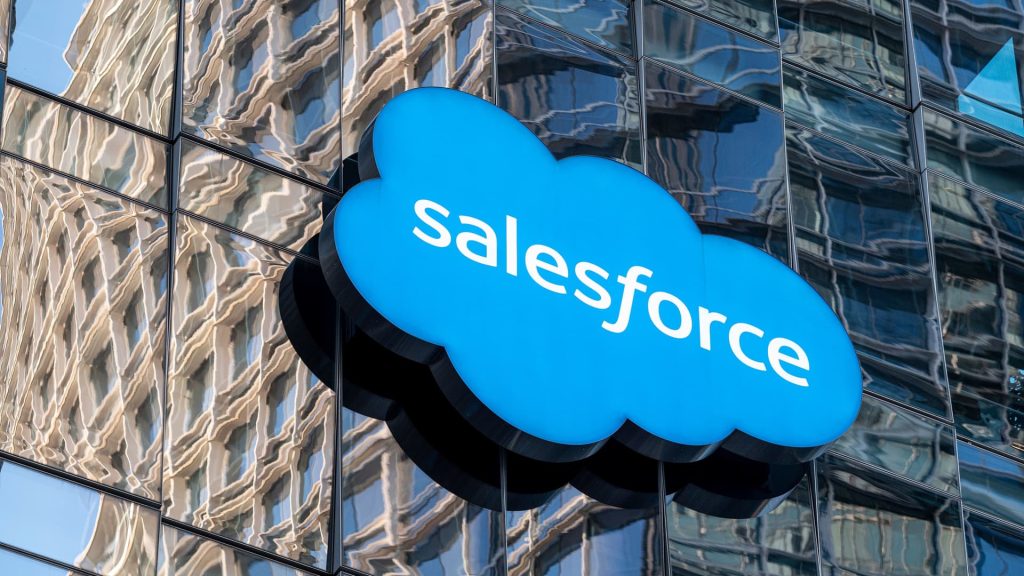 We’re cutting our price target on Salesforce after mixed earnings, soft guidance